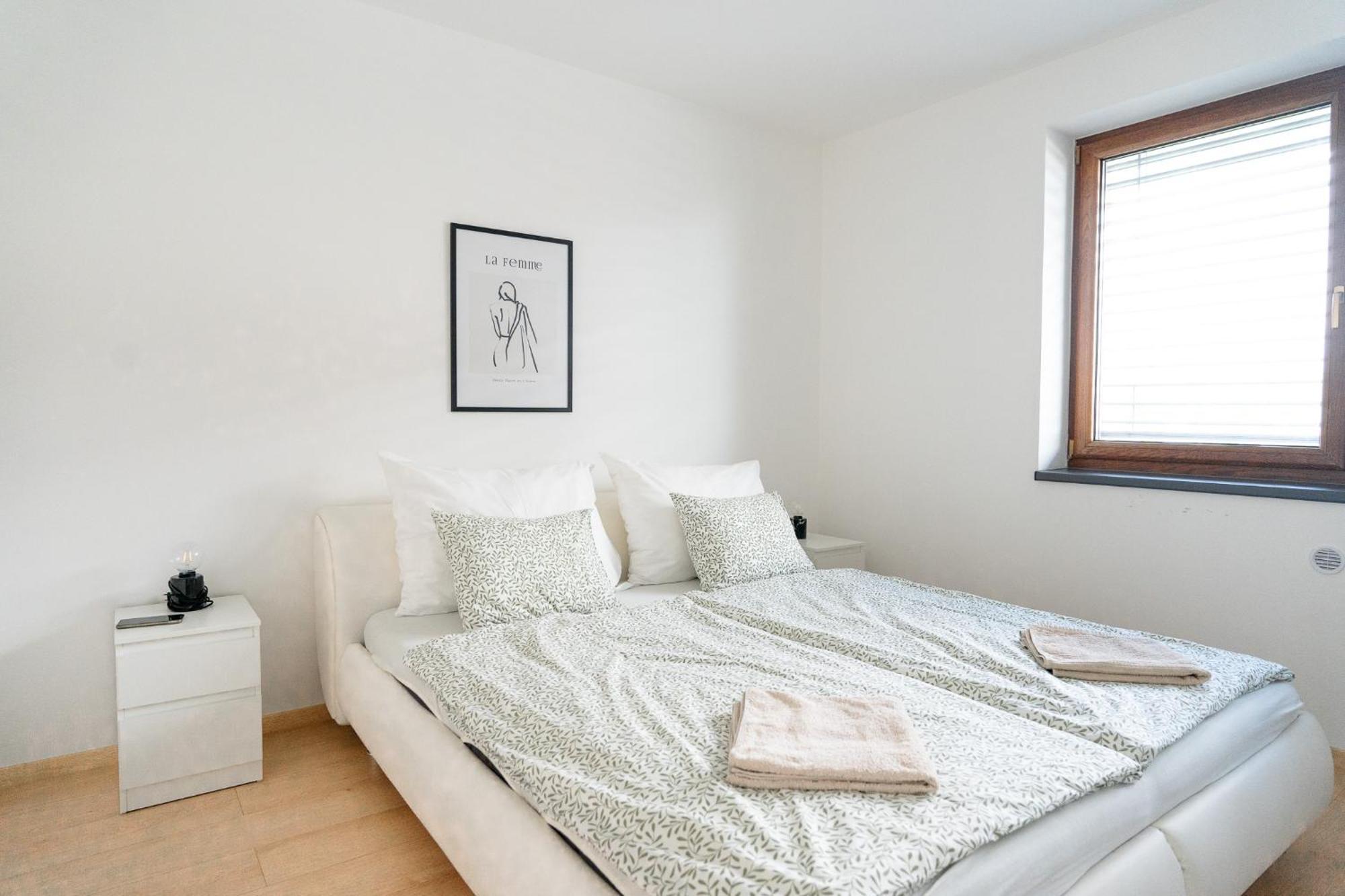 The Dante Villa Apartments Prague Exterior photo